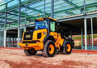 Utovarivači na kotačima JCB 411 HT
