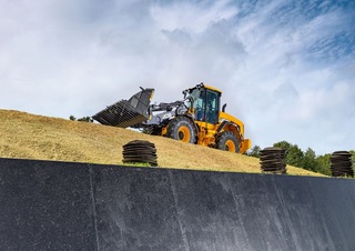 Utovarivači na kotačima JCB 437 Agri