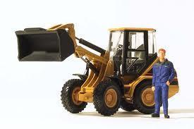 Utovarivači na kotačima Caterpillar 906