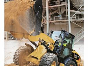 Utovarivači na kotačima Caterpillar 906H
