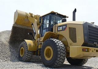 Utovarivači na kotačima Caterpillar 918M