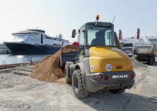 Utovarivači na kotačima Mecalac AF1050