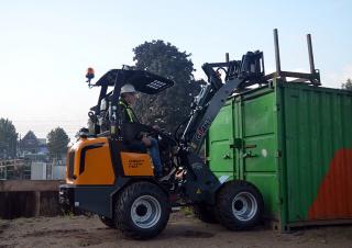 Utovarivači na kotačima Giant D 337 T X-TRA