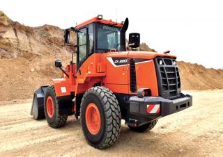 Utovarivači na kotačima Doosan DL220-5