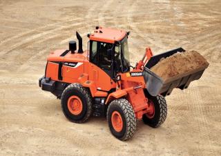 Utovarivači na kotačima Doosan DL220-5