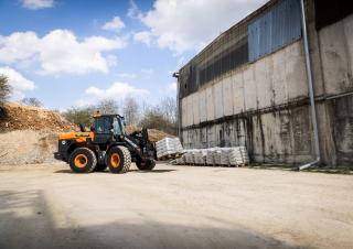 Utovarivači na kotačima Doosan DL250-7