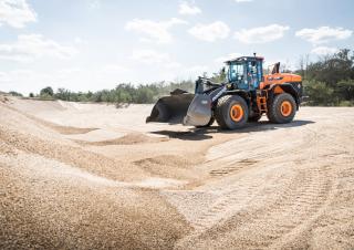 Utovarivači na kotačima Doosan DL420CVT-7