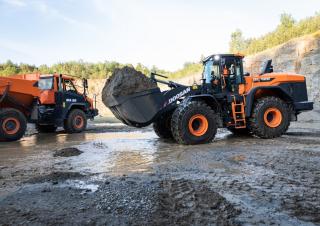 Utovarivači na kotačima Doosan DL480-7