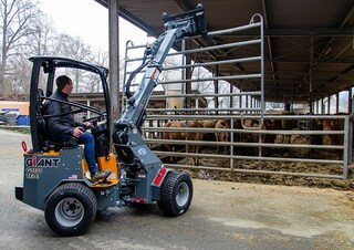 Utovarivači na kotačima Giant G1100 Tele