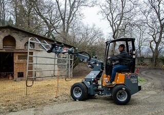 Utovarivači na kotačima Giant G1100 Tele