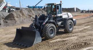 Utovarivači na kotačima Terex TL 210