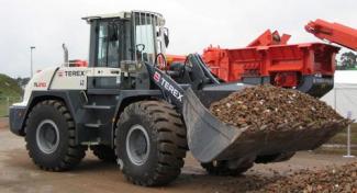 Utovarivači na kotačima Terex TL 210