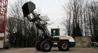 Utovarivači na kotačima Terex TL 260