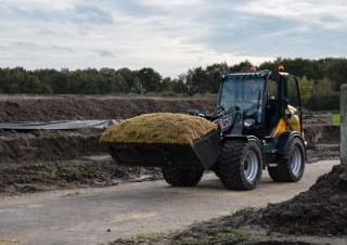 Utovarivači na kotačima Giant V 761 T