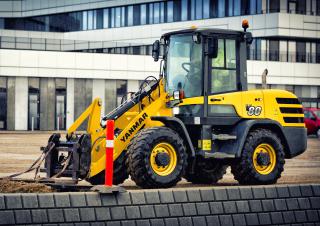 Utovarivači na kotačima Yanmar V 80