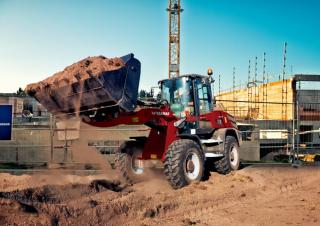 Utovarivači na kotačima Yanmar V100