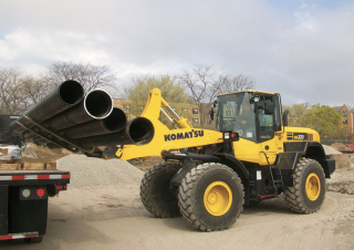 Utovarivači na kotačima Komatsu WA320-7