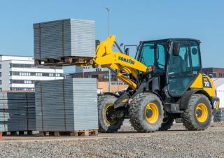 Utovarivači na kotačima Komatsu WA70-7