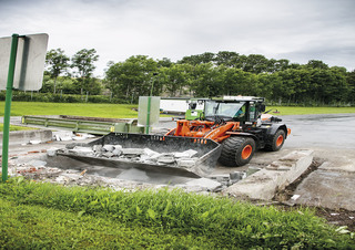 Utovarivači na kotačima Hitachi ZW180PL-6