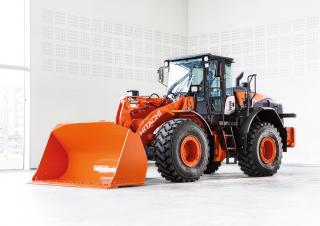 Utovarivači na kotačima Hitachi ZW220-6