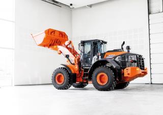 Utovarivači na kotačima Hitachi ZW220-6