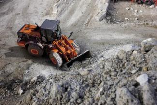 Utovarivači na kotačima Hitachi ZW250-5B