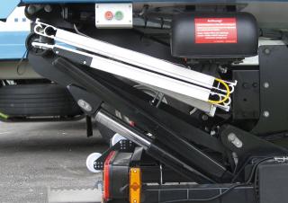 Utovarne platforme MBB Palfinger MBB F 1500 L