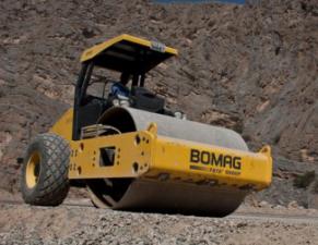 Valjci Valjci s jednim bubnjem Bomag BW 211 D-40
