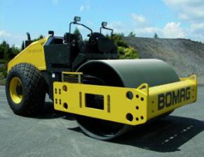 Valjci Valjci s jednim bubnjem Bomag BW 212 D-40