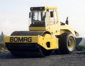 Valjci Valjci s jednim bubnjem Bomag BW 213 D-4