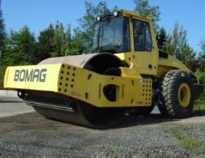 Valjci Valjci s jednim bubnjem Bomag BW 226 DH-4