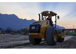 Valjci Valjci s jednim bubnjem Caterpillar CS10 GC