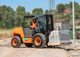 Viličari za neravne terene Ausa C 251 H x4