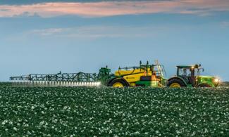 Vučene prskalice John Deere M962