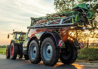 Vučene prskalice Amazone UX 11201 Super (30/15) 