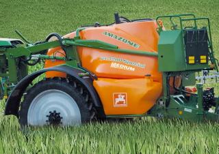 Vučene prskalice Amazone UX 3200 Special (21)