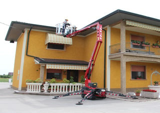 Zglobna podizna platforma Zglobna podizna platforma na gusjenicama Hinowa Lightlift 14.72 IIIS