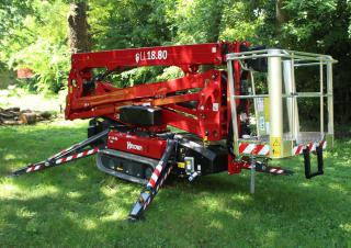 Zglobna podizna platforma Zglobna podizna platforma na gusjenicama Hinowa Lightlift 18.80 Performance IIIS
