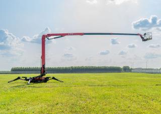 Zglobna podizna platforma Zglobna podizna platforma na gusjenicama Hinowa Lightlift 40.18 Performance IIIS 