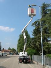 Zglobna podizna platforma Dizala sa zglobnom granom montirana na prikolicu GSR E 180 PX Basic