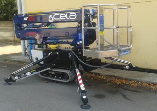 Zglobna podizna platforma Zglobna podizna platforma na gusjenicama CELA DT15 Spyder