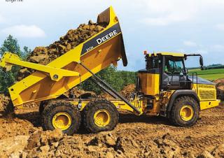 Zglobni kiperi John Deere Construction 260E