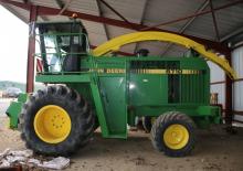 2WD krmni kombajni John Deere 6710