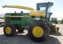 2WD krmni kombajni John Deere 6850