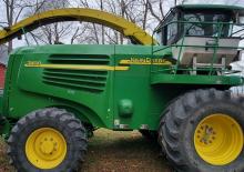 2WD krmni kombajni John Deere 7400