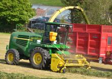 2WD krmni kombajni John Deere 7700
