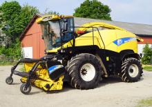 2WD krmni kombajni New Holland FR 9050