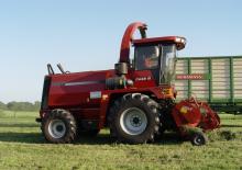 2WD krmni kombajni Case IH Mammut 7400