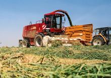 2WD krmni kombajni Case IH Mammut 8790