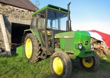 2WD traktori John Deere 1030